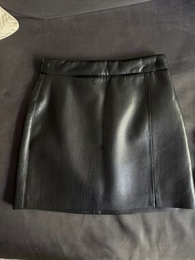 Aritzia Wilfred Faux Leather Mini Skirt Black